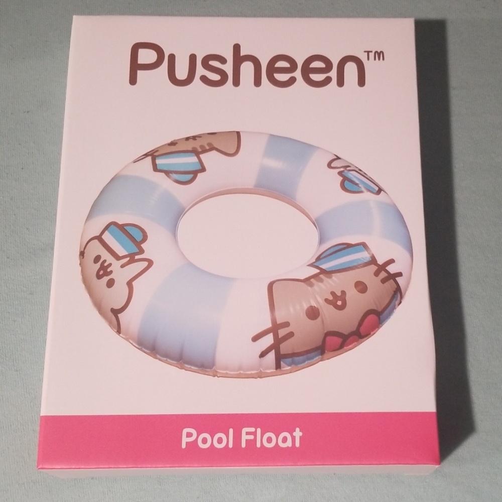 Sealed Pusheen pool float